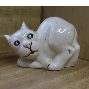 Small Hand Painted Cat Planter. Made In Occupied Japan.
